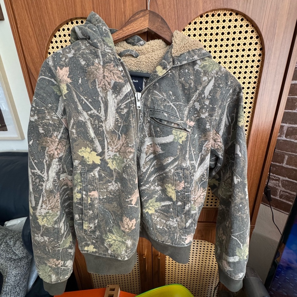 Abercrombie & Fitch Mossy Oak Jacket Men’s XS NEW WITH TAGS